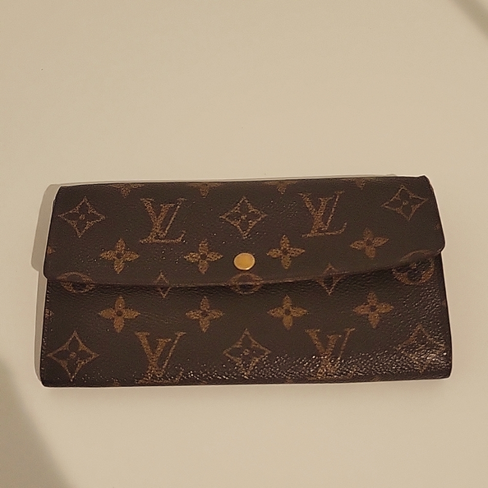 Authentic LV monogram Sarah